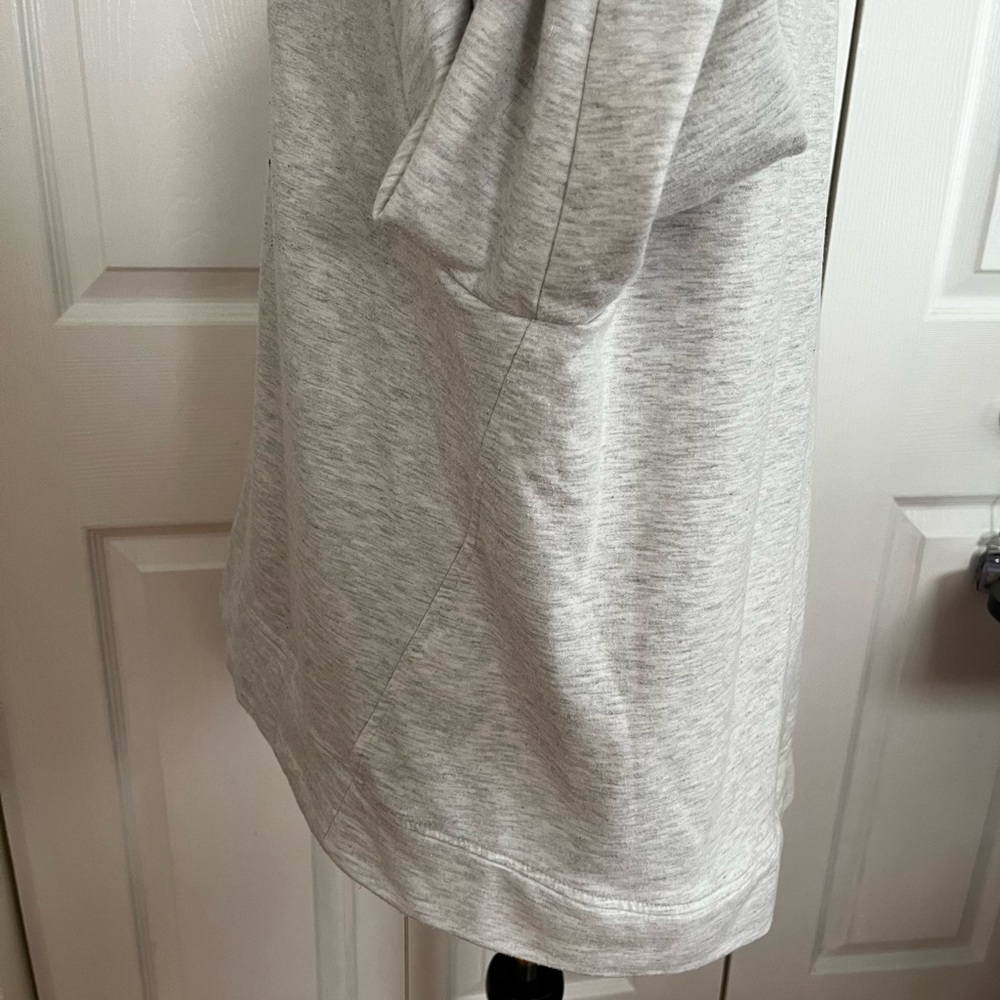 Rae Dunn Love Sweatshirt sz L - Picture 9 of 10